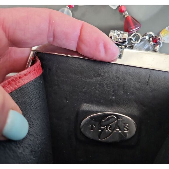 Chic Burgundy Mini Bag with Beaded Chain - Picture 6 of 7